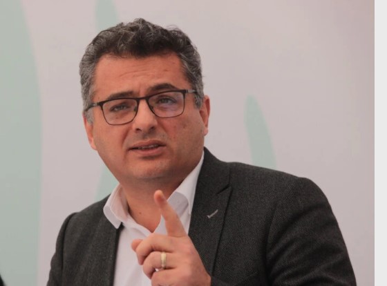 “Birileri ölü gözünden yaş beklemekte ısrarlı!”