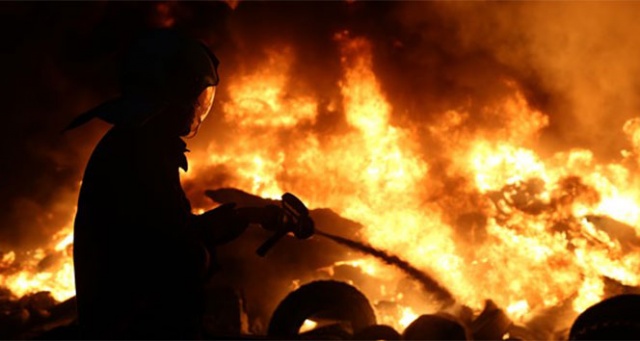 Çayırova'da 4 yaşındaki çocuk yangına yol açtı