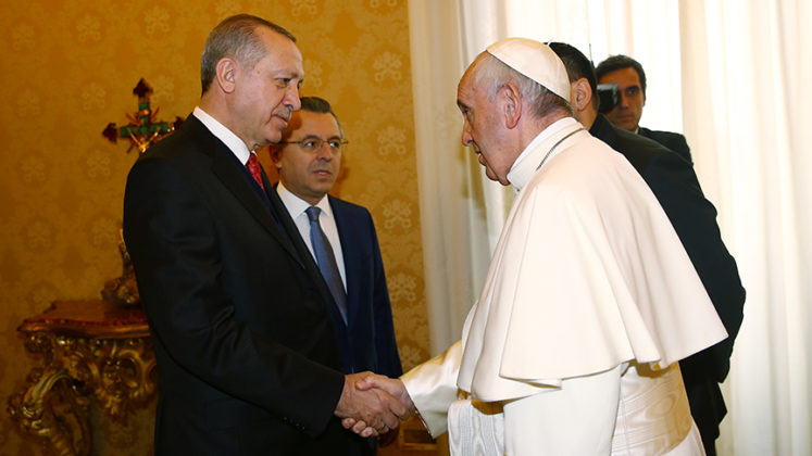 Erdoğan'dan Papa'ya 
