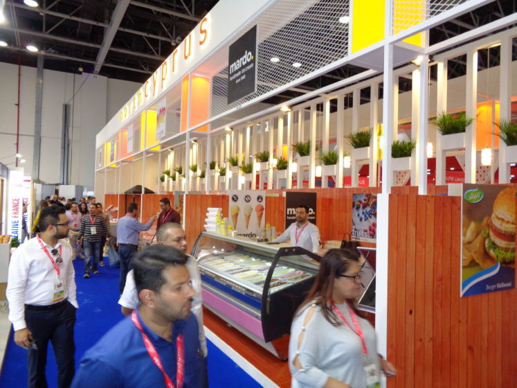 Kıbrıs Türk ürünleri Dubai'de fuarda