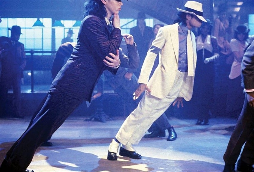 Michael Jackson’ın 45 derecelik duruşunun sırrı çözüldü