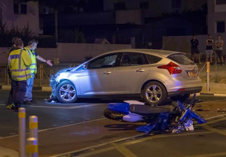 Güney Kıbrıs’ta 18 yaşındaki genç motor kazasında öldü