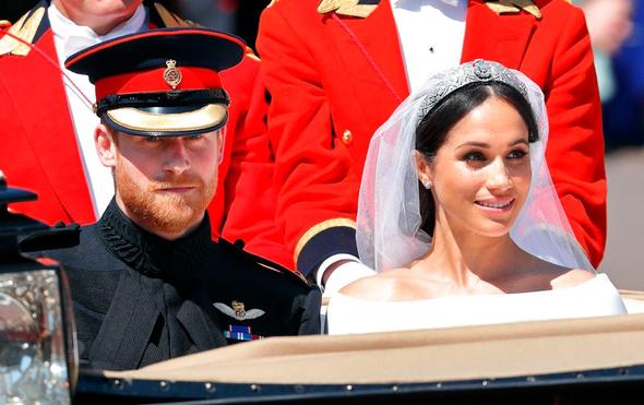 Prens Harry ve Meghan Markle 40 milyon liralık hediyeyi iade etti
