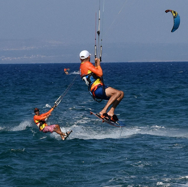 Uluslararası Kite Surf Etkinliği dün Yedidalga’da yapıldı