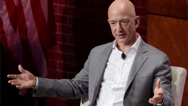 Amazon kurucusu Bezos'tan evsizlere ve eğitime 2 milyar dolar bağış