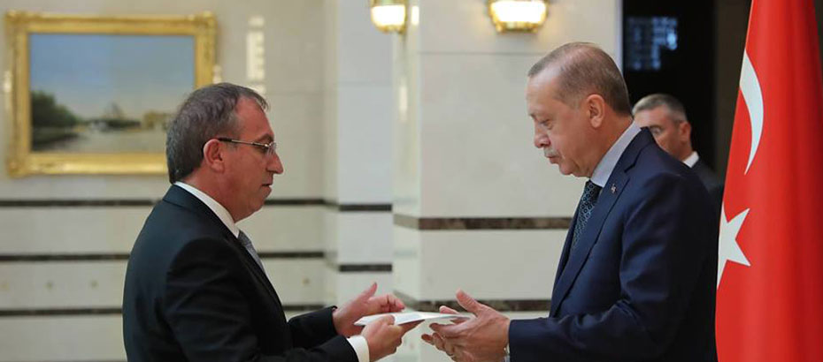 Köprülü, Erdoğan’a güven mektubu sundu