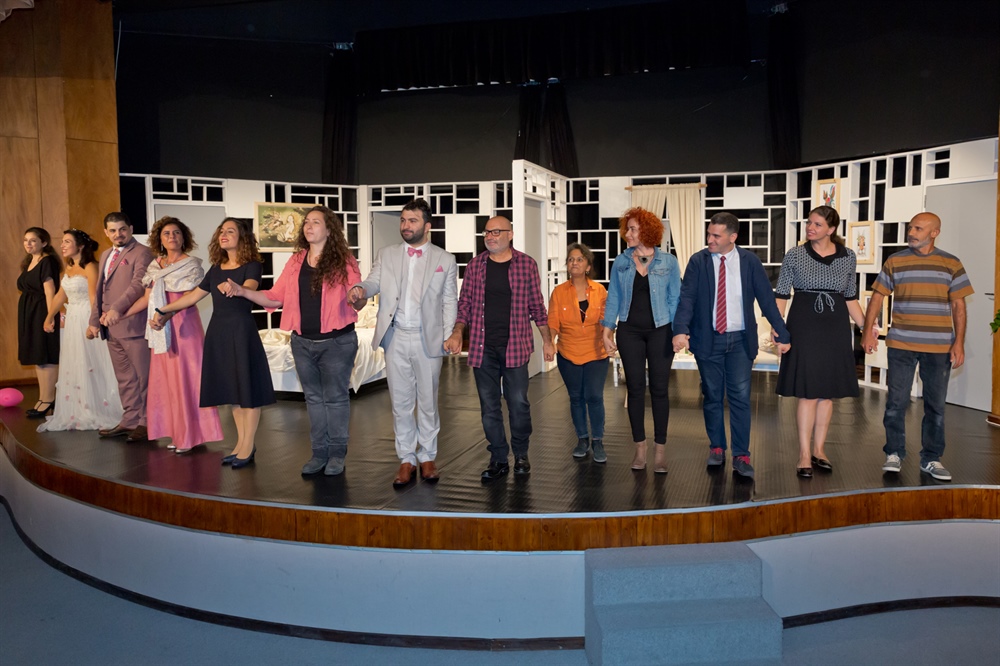 Kıbrıs Türk Devlet Tiyatroları’nda yeni sezon, “Şahane Düğün” oyunuyla başladı