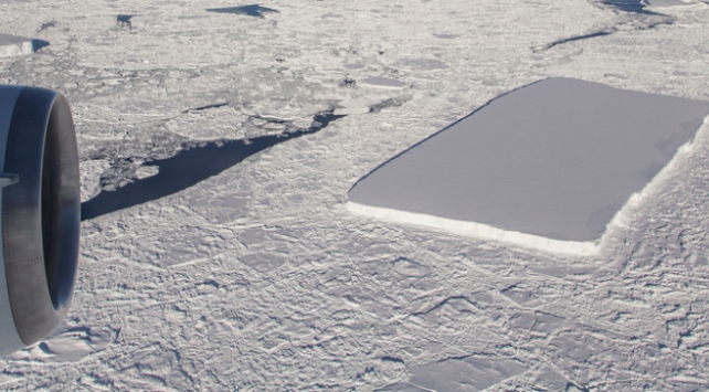NASA’nın görüntülediği keskin açılı buz kütlesi şaşırttı