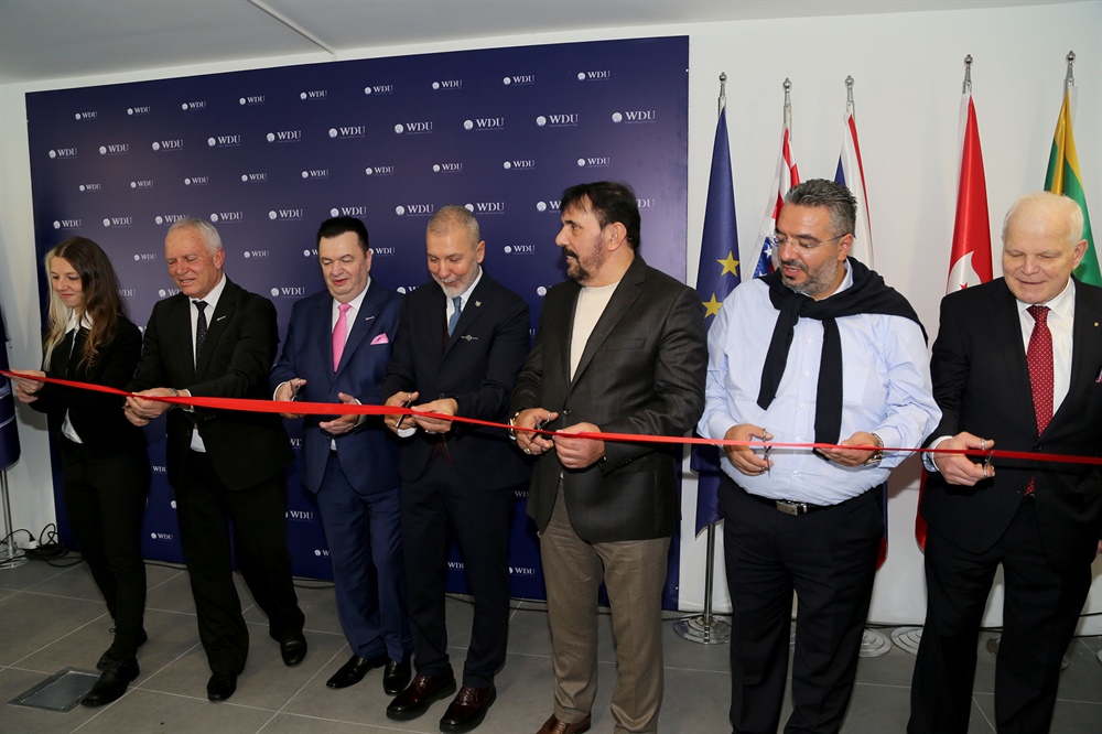 Dünya Diplomatlar Birliği Kıbrıs Temsilciliği, Lefkoşa Dereboyu’nda açıldı