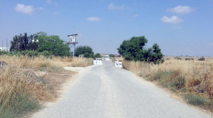 Gaziler köyünde geçiş noktası açılması talebi