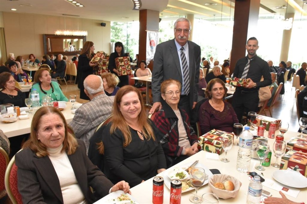  Girne Belediyesi İkinci Bahar üyeleri yeni yıl yemeğinde buluştu
