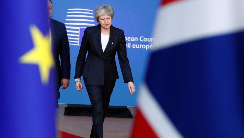 AB, Brexit'te 'yeniden müzakereye' kapıları kapattı