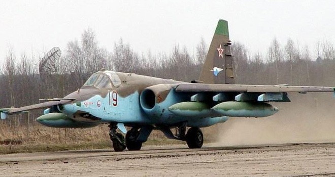 Ermenistan’da Su-25 savaş uçağı düştü