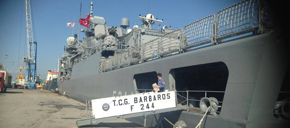 TCG Barbaros Fırkateyn’i Gazimağusa Limanı’nda ziyarete açıldı