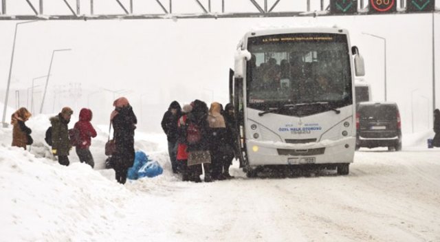 Türkiye’de birçok bölgede kar yağışı hayatı olumsuz etkiliyor