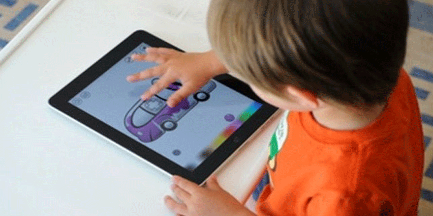 “Çocuklarınız iki saatte bir elektronik cihaz kullanımına ara versin”