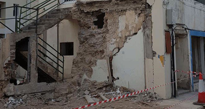 Baf’taki bir Türk evi meydan yapılacak diye yıkılmak isteniyor