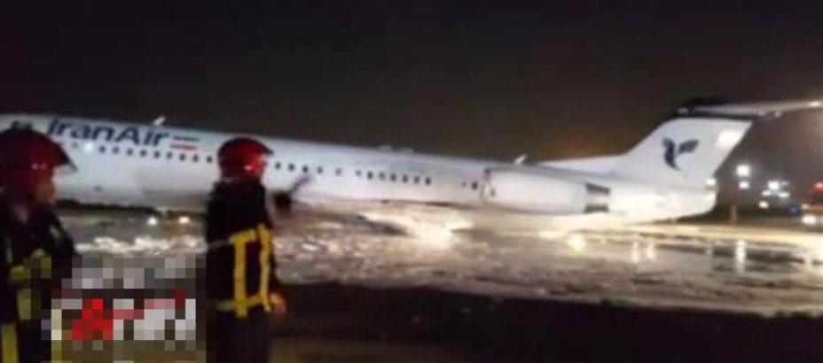 İran’da yolcu uçağı inişi sırasında alev aldı