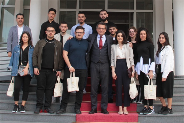 Başbakan Tufan Erhürman,Kıbrıs Türk Gençlik Birliği İngiltere (KTGBİ) heyetini kabul etti