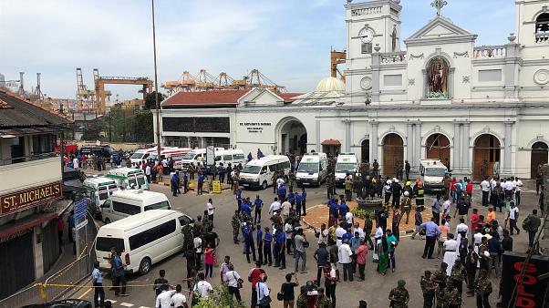 Sri Lanka'da kiliselerde ve otellerde patlamalar: 50 ölü