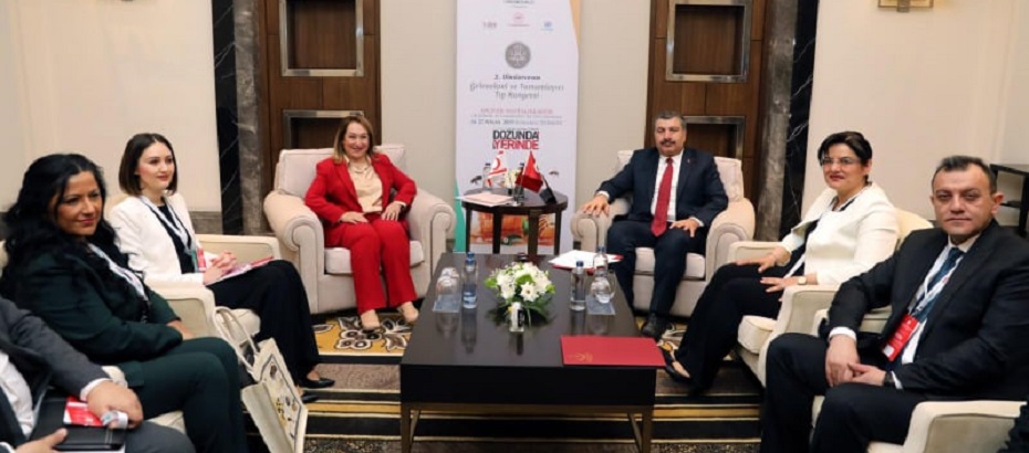 Sağlık Bakanı Filiz Besim, TC Sağlık Bakanı Fahrettin Koca ile bir araya geldi
