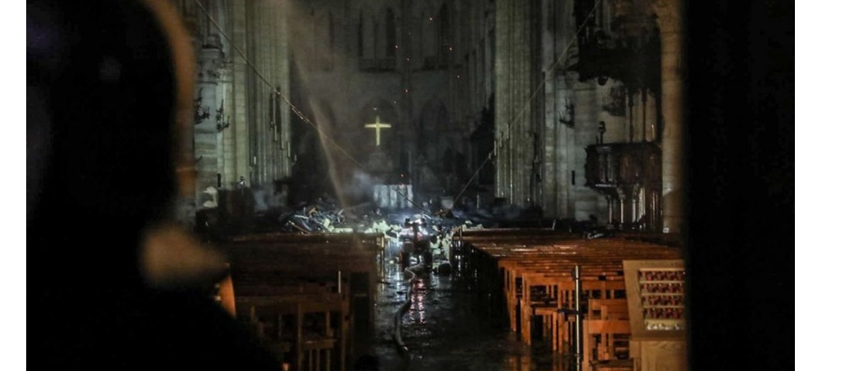 ”Notre-Dame yangını kaza sonucu çıktı, kundaklama yok”