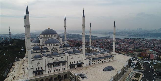 Türkiye'nin en büyük camisi bugün resmen açılıyor