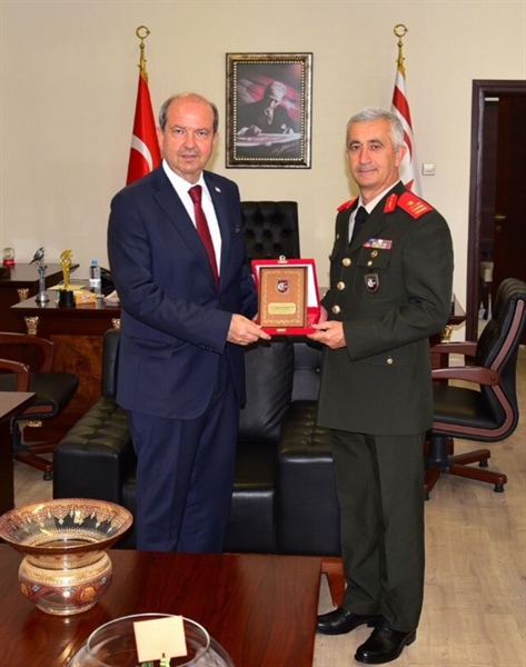 Başbakan Ersin Tatar, Güvenlik Kuvvetleri Komutanı Tuğgeneral Tevfik Algan’ı kabul etti