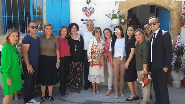 Down Cafe Nicosia, Lefkoşa’da bulunan Tanzimat Sokak’ta hizmete girdi