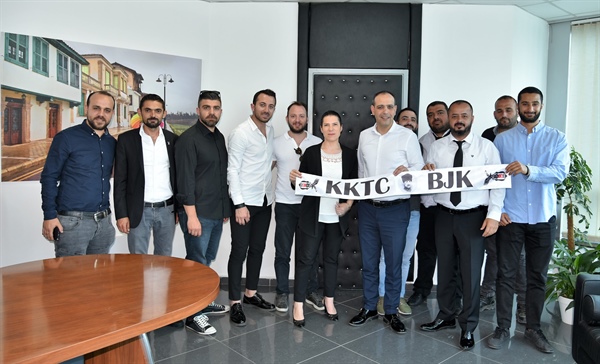 Harmancı, KKTC Beşiktaş Taraftarları Derneği Başkanı ve Yönetim Kurulu üyelerini kabul etti