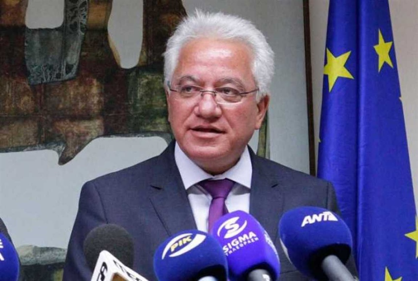 Rum Adalet Bakanı Ionas Nikolau, istifa etti