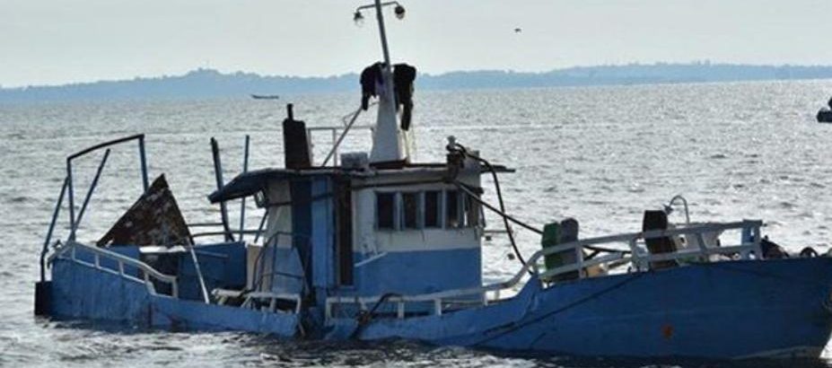 Uganda’da futbolcu ve taraftarları taşıyan tekne battı
