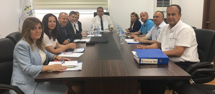 Çalışma Bakanı Sucuoğlu, bakanlık bürokratlarıyla çalışma toplantısı yaptı