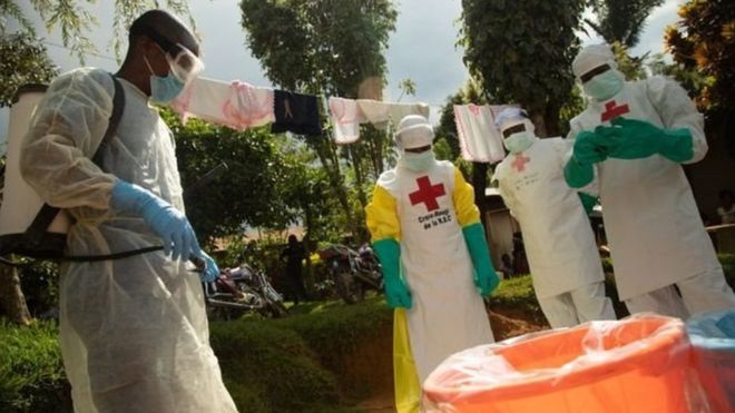 Ebola salgını Uganda'ya da sıçradı