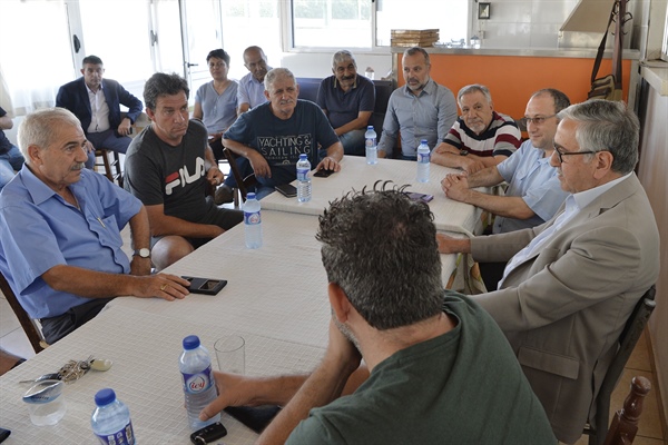 Cumhurbaşkanı Akıncı, Taşkınköy Spor Kulübü’nü ziyaret etti