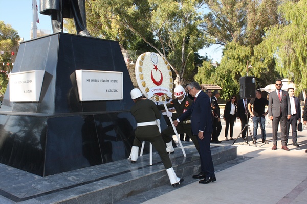 20 Temmuz Barış ve Özgürlük Bayramı Atatürk Anıtı’nda tören yapıldı