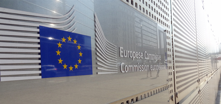 Avrupa Komisyonu cep telefonlarının karşılıklı görüşmelere açılmasını olumlu karşıladığını bildirdi