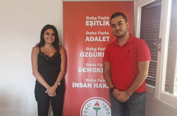 Nafiya Horozoğlu, Demokrat Parti (DP) Gençlik Örgütü Temsilcisi Erden Pekri ile görüştü