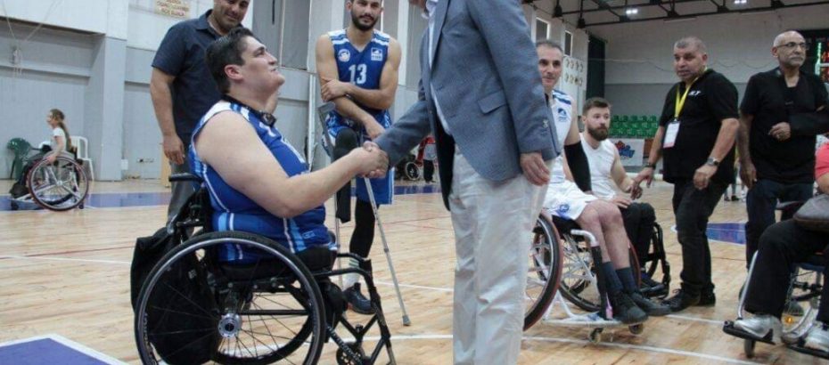 Başbakan Tatar Türkiye Tekerlekli Sandalye Basketbol 1.Lig açılış maçını izledi