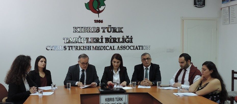 Kıbrıs Türk Tabipleri Birliği 22 Kasım Diş Hekimliği Günü nedeniyle basın toplantısı yaptı