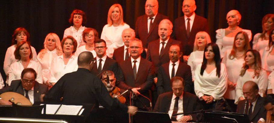 Girne Belediyesi, TSM korosu yıl sonu konseri büyük beğeni topladı