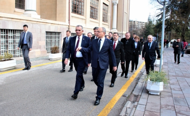 Çavuşoğlu’nun Ankara temasları devam ediyor