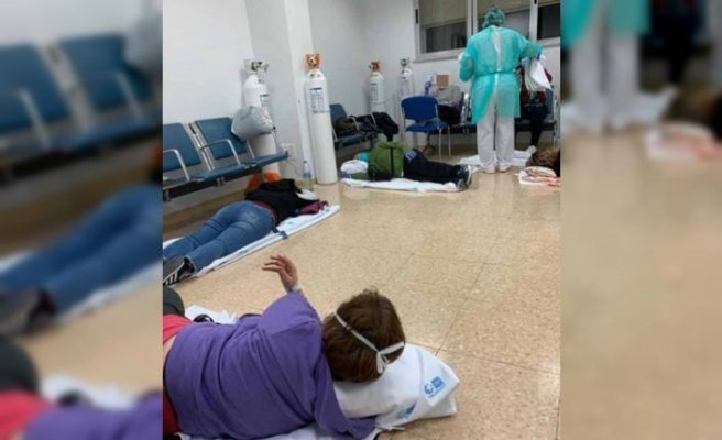 İspanya'daki hastanelerde corona virüs izdihamı