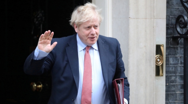 İngiltere Başbakanı Johnson pazartesi görevine dönüyor