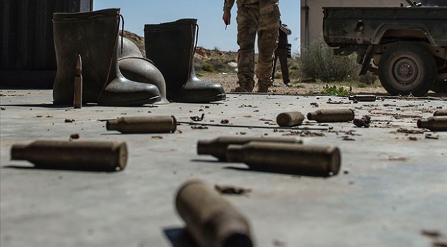 Libya'da darbeci Hafter milislerinin bombardımanları durmuyor