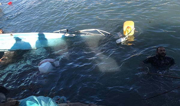Lapta'da denizde  balıkçı teknesi ters döndü:1 ağır yaralı