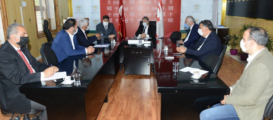 Bakan Pilli, Belediye başkanları ile toplantı gerçekleştirdi