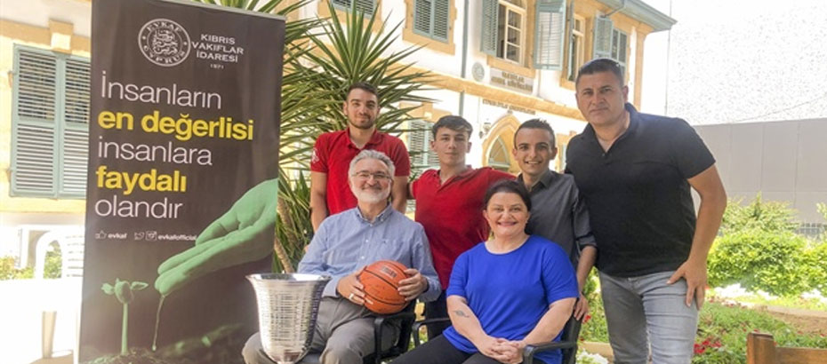 Kıbrıs Türk Vakıflar İdaresi, KKTC Engelliler Federasyonu tekerlekli sandalye basketbol takımı’nı kabul etti