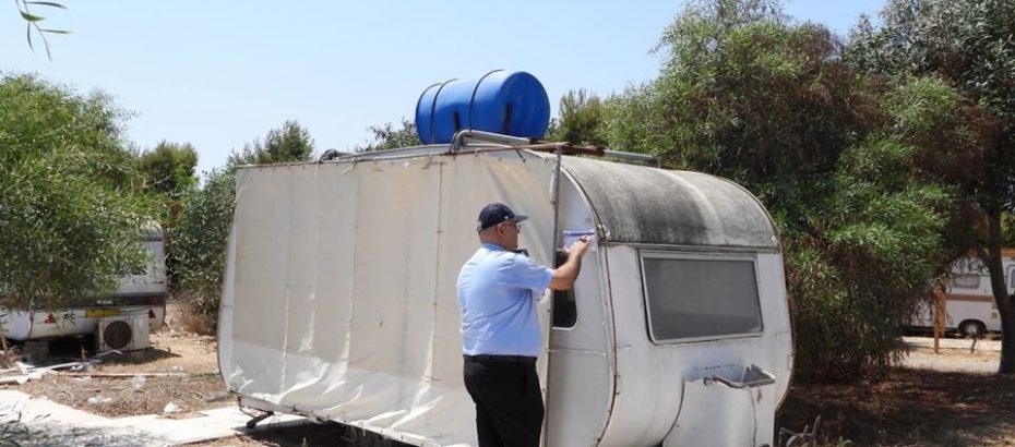 İskele Belediyesi sınırlarındaki karavanlar kaldırılıyor