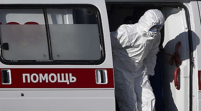 Rusya’da koronavirüsten ölenlerin sayısı 15 bini geçti